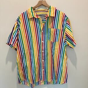 Trinity Collective Short Sleeve Button Down Pride Shirt Men's 2XL Rainbow Stripe